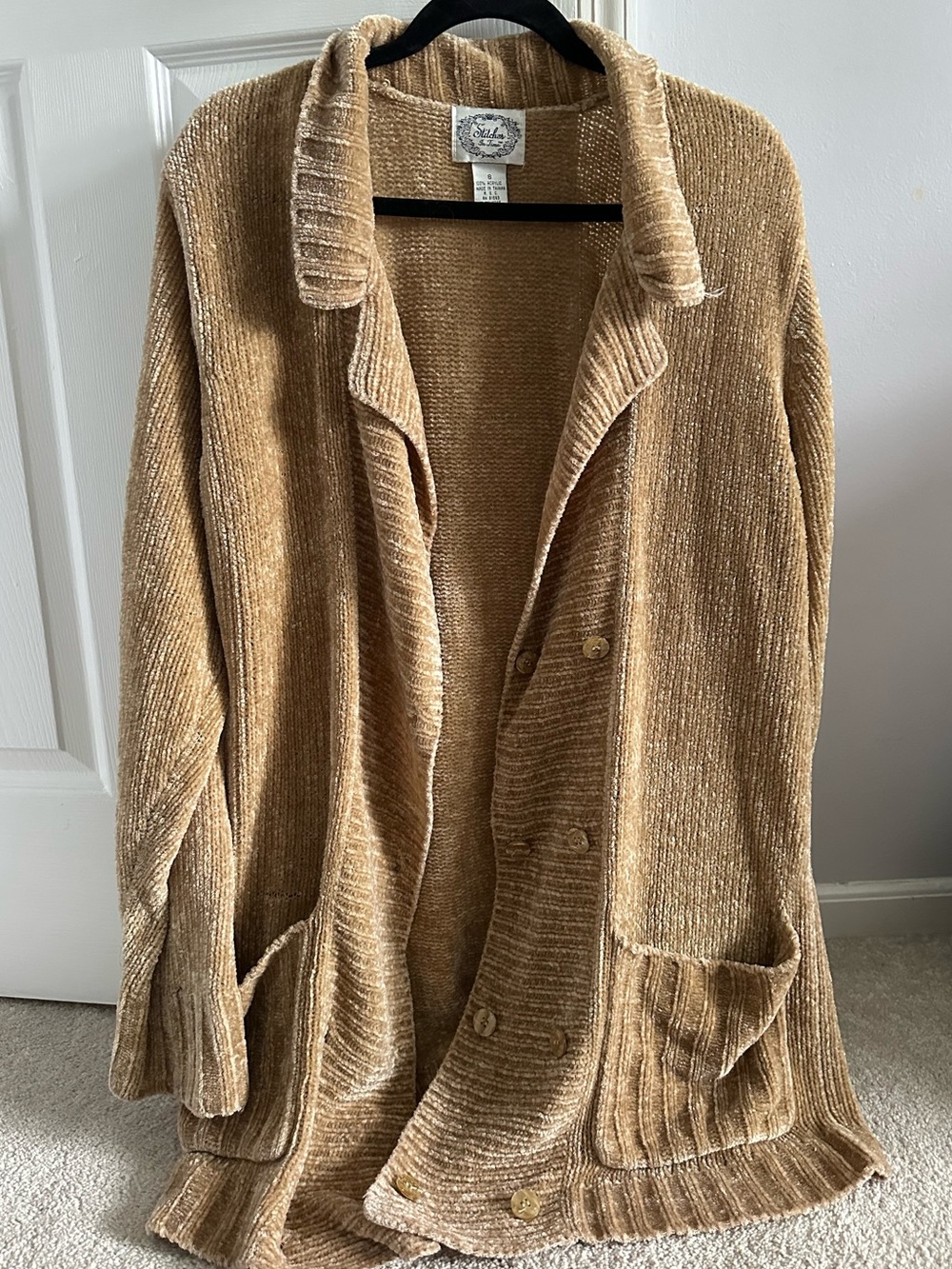 Stitches in Time Soft Knit Vintage Tan Chenille Cardigan Sweater size small